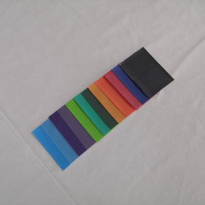 Özel Ticaret Oyun Kart Kolları Açık Sert Plastik Kart Kolları Koruyucu