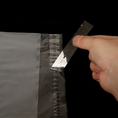 Kıyafetler için dayanıklı plastik poli çanta kendi kendine yapışkan mühürlü çanta LDPE malzeme yapısı
